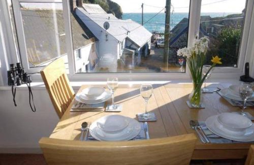 Cadgwith Apartment | Jimmer's Loft