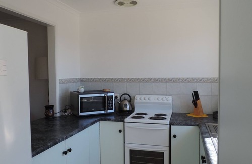 Goolwa Beach House | JJ's Beach house- Goolwa Beach