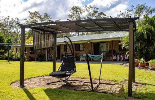 South Kolan House | JJJ's Ranch Farm 2 by Tiny Away