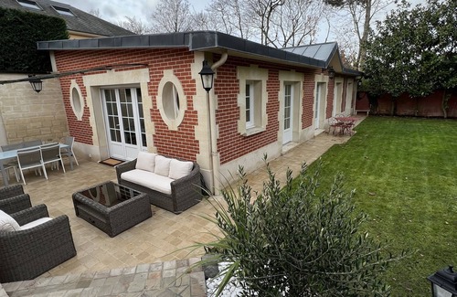 Le Vesinet House | JO 2024 - Maison de Charme à 15mns de Paris Dans un Écrin de Verdure Proche RER
