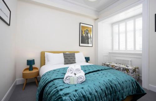 New Town Apartment | JOIVY Splendid Apartment in New Town
