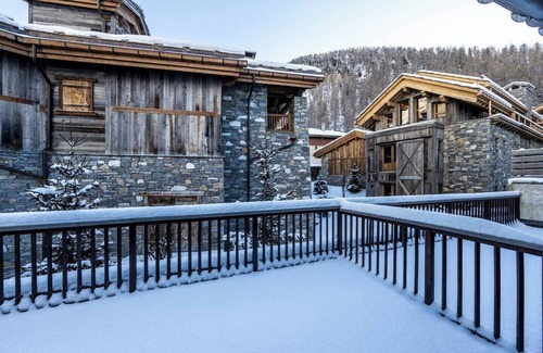 Val-d'Isere Ski Chalet | Joli Chalet, Vieux Village