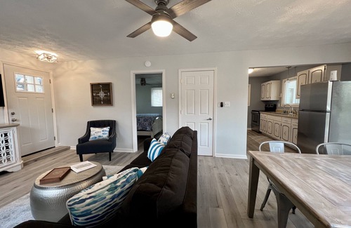 Rocky Mount House | JOMO - Unit 2 TriTerrace *Relax Lakefront *Enjoy Fam