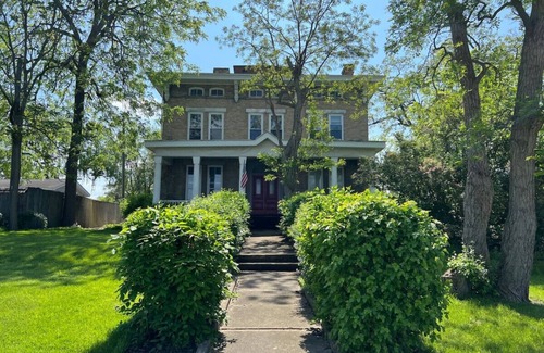 Bay City Apartment | Joseph’s Entire Apt @ the Historic McCormick House