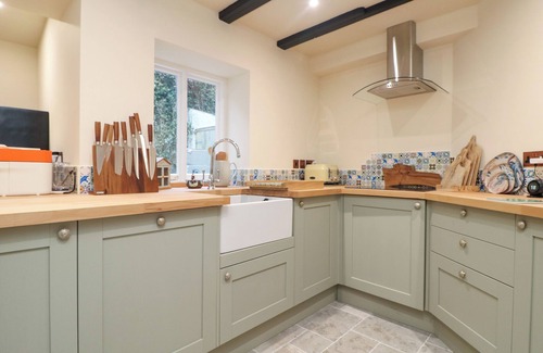 Pentewan Cottage | Josie
