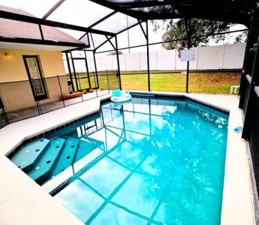 Orange Tree House | Joyful and Bright 4 Bedroom 3 Bathroom Pool Home