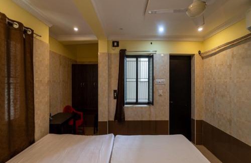 Velankanni Hotel | JR Lodge