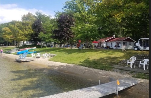 Higgins Lake Cottage | JR Resort: Lake Front Cottage, BEST VIEW ON THE LAKE! BEST VALUE ON THE LAKE!