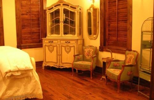 Jacksboro Bed & Breakfast | JR's Chophouse B&B