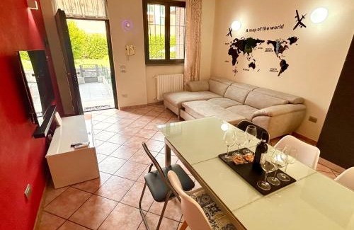 Muggiano Apartment | JrHome 3 - Trilocale con Giardino