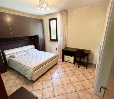 Muggiano Apartment | JrHome 3 - Trilocale con Giardino
