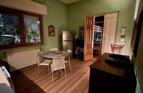 Viareggio Ski Chalet | Julia House