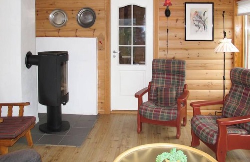 Eikelandsosen House | Julie by Interhome