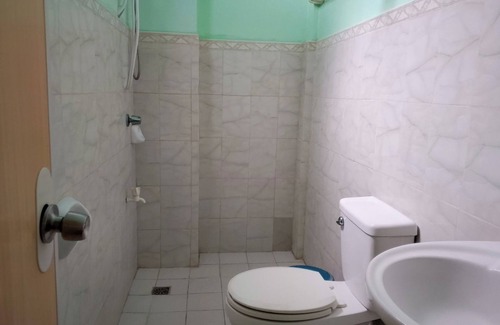 Yumbing Hotel | July'S Haven Seaside Pension Camiguin