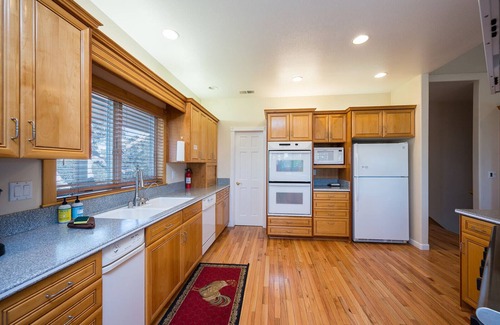 Paso Robles House | June's Vineyard Tranquil Tuscany-Inspired Vineyard Retreat Paso Robles