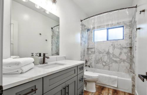 Juneau Apartment | Juneau Luxury and Relaxation A307