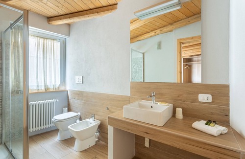 Orino Apartment | Junior Suite 1 LA Posteria BY Icasamia