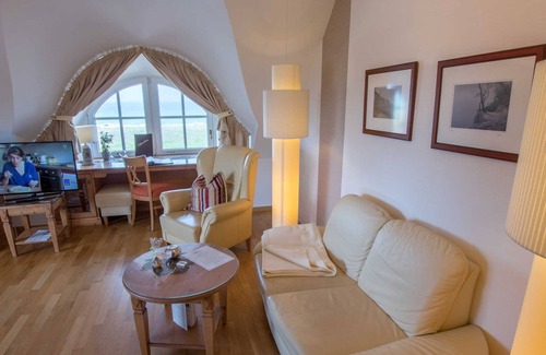 Ostseebad Ahrenshoop Resort | Juniorsuite Deluxe - Romantik Hotel Namenlos