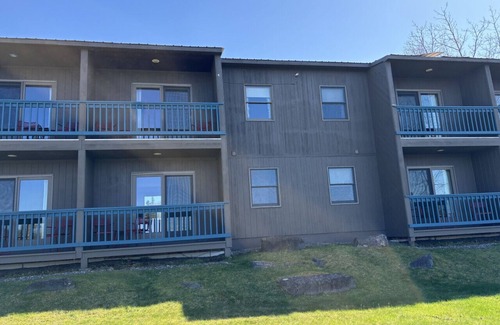 Greenville Junction House | Juniper Motel-Lake Front-Double Queen-Pet Friendly