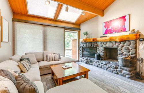 Sedona House | Junipine Resort Luxury Creek Home with Spa and Views!