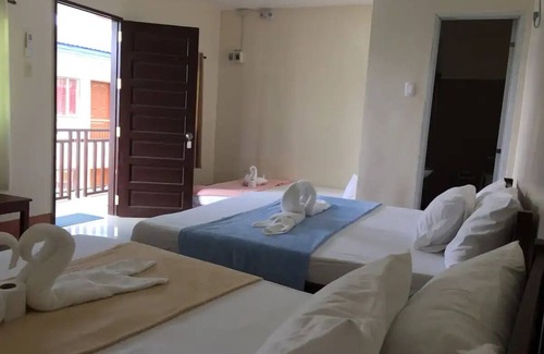 Tawala Bed & Breakfast | Junlyn Apartelle Single Room - Room good for 2nn