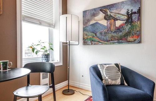 Stratford Apartment | Juno Lofts: The Artist’s Studio