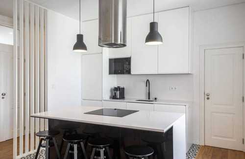 Belem Apartment | Junqueira · Trendy T.M Apartament by the River