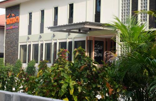 Amphawa Hotel | Juntima Place at Amphawa