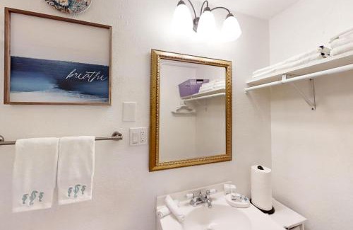 Clearwater House | Jupiter Pines Cottage