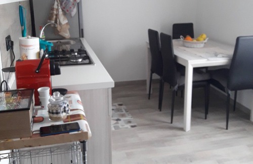 Aosta Apartment | Just like home! 5 minutes from downtown, 5 minutes from the gondola to Pila! CIR 0028