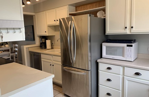 Onamia Villa | Just Listed: Izaty's Beach Villa With Pottery Barn Inspired Updates