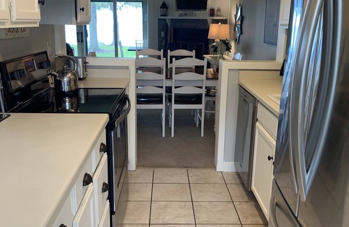 Onamia Villa | Just Listed: Izaty's Beach Villa With Pottery Barn Inspired Updates
