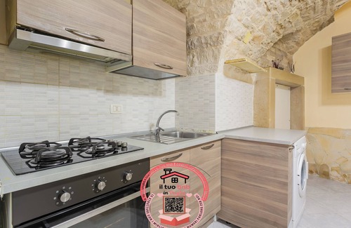 Bitonto Apartment | Just Music House bnb,typical,15min airport & beachn