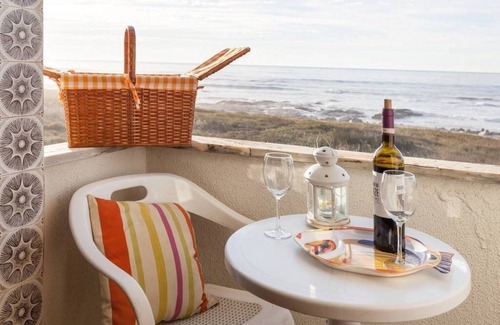 Caminha Apartment | Just over the sea 1-