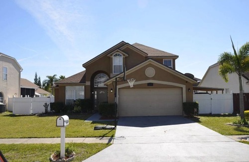 Lindfields House | Just steps away from Disney.You will love it!