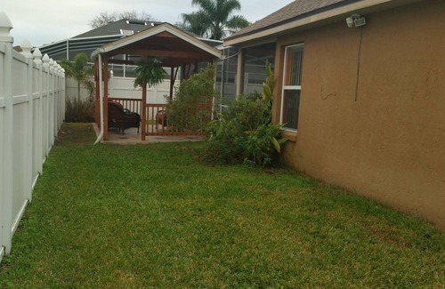 Lindfields House | Just steps away from Disney.You will love it!