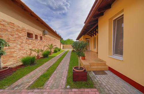 Hajduszoboszlo Apartment | Kálvin utcai Apartmanok