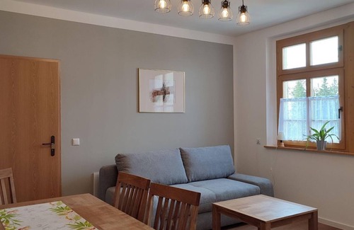 Stutzengrun Apartment | Käthe H to 4 - 2 nights - Haus Kuhberg