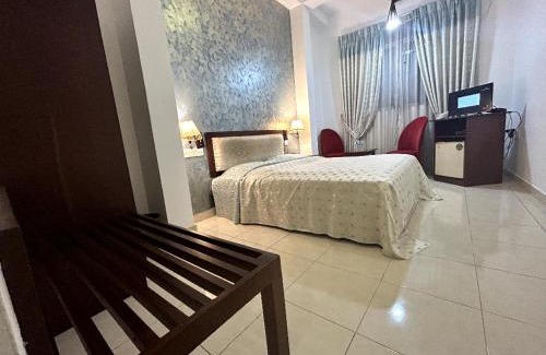 Minuwangoda Hotel | K And K Country Resort