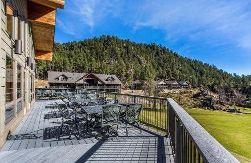 Keystone Hotel | K Bar S Lodge, an Ascend Collection Hotel
