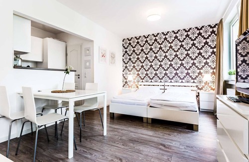 Hoehenberg Apartment | K61 modern apartment in a central location for 3 people in Cologne Höhenberg with W-LAN