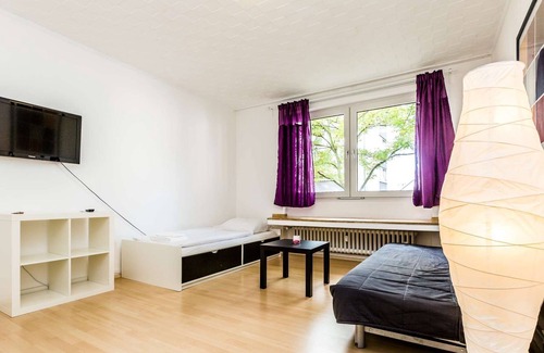 Hoehenberg Apartment | K65 nice apartment for 5 people in Cologne Höhenberg only 5km to Cologne trade fair