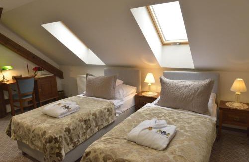 Halic Hotel | Kaštieľ Lodomeria Manor House