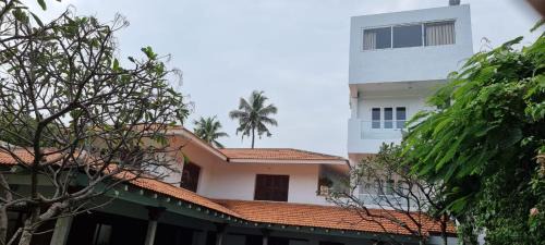 Pondicherry Beach Hotel | Kadal The Beach House