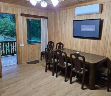 Salkhino House | Kaghu