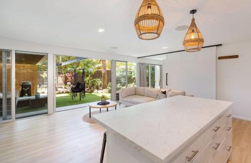 Newport House | Kahakai Gardens