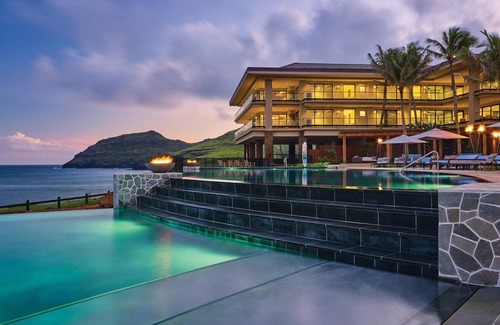 Foster Village Condo | Kaiholo 3-Bdrm Den Oceanfront,Spacious Residence,Stunning Ocean, Mountain Views