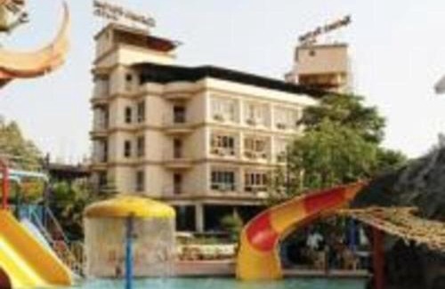 Lonavala Hotel | Kailash Parbat