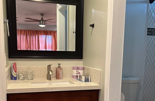 Keolu Hills House | Kailua Cottage 3 bedroom 2 bath with an office room. Minimum 30 consecutive days