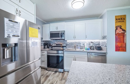 Historic Kailua Village Condo | Kalanikai 118 – Highly Walkable!